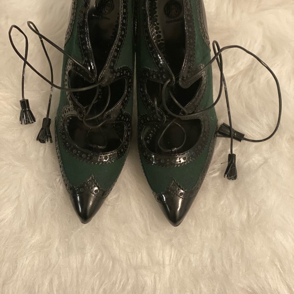 HOST PICK‼️Tory Burch Flannel Hawthorne Pump - Picture 5 of 16